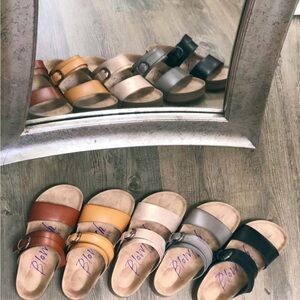 Blowfish Marge Sandals • Sz 9